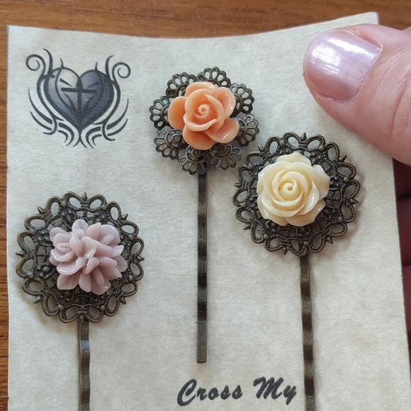 SOLD 😊 Free with any $20+ purchase - Picture 3 of 4